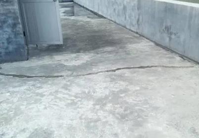 三台楼顶漏水维修公司分享下如何解决卫生间隐蔽部位漏水的问题?